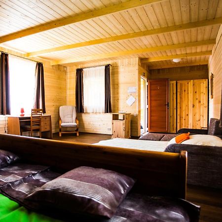 Szatmar Beregi Elmenyliget Aparthotel Fehérgyarmat Εξωτερικό φωτογραφία