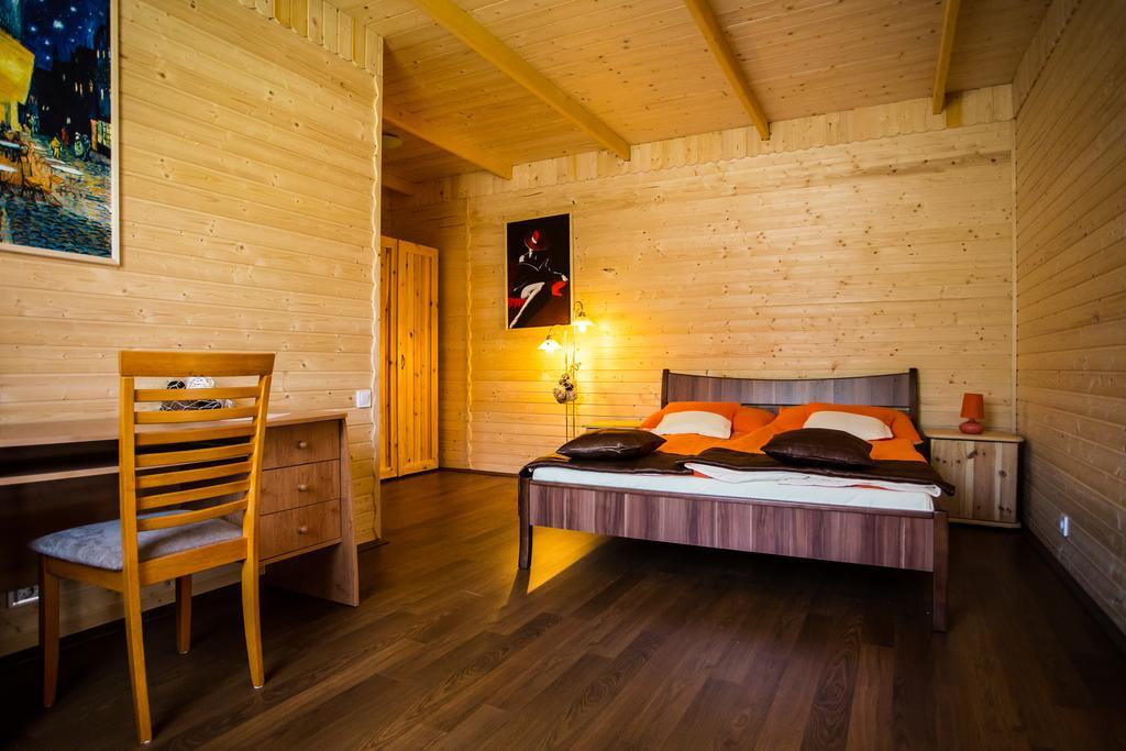 Szatmar Beregi Elmenyliget Aparthotel Fehérgyarmat Εξωτερικό φωτογραφία