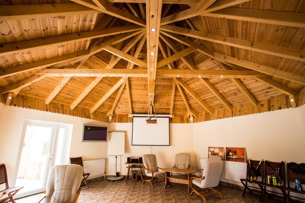 Szatmar Beregi Elmenyliget Aparthotel Fehérgyarmat Εξωτερικό φωτογραφία
