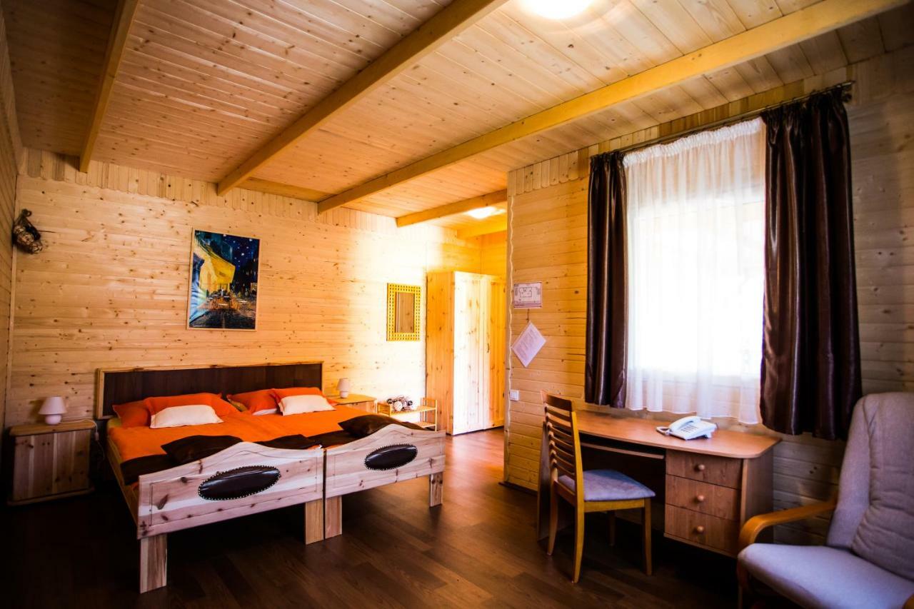 Szatmar Beregi Elmenyliget Aparthotel Fehérgyarmat Εξωτερικό φωτογραφία